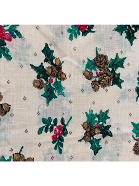 Christmas Pinecone & Holly Fabric 1/2 yard x 44" Cotton Quilting Crafts Vtg